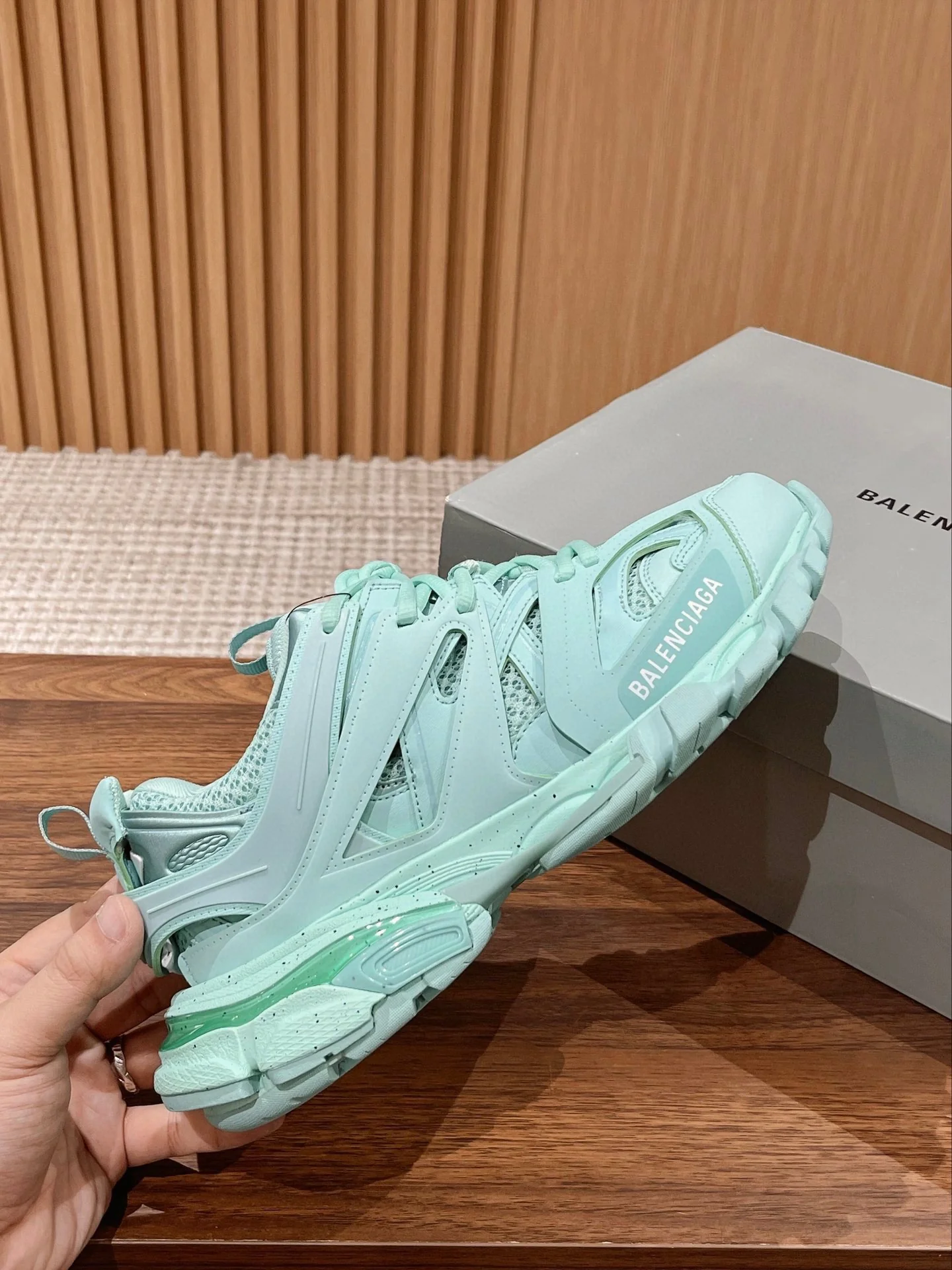 Кроссовки Balenciaga Track 3-0 (3-го поколения) Chunk - унисекс - зеленые