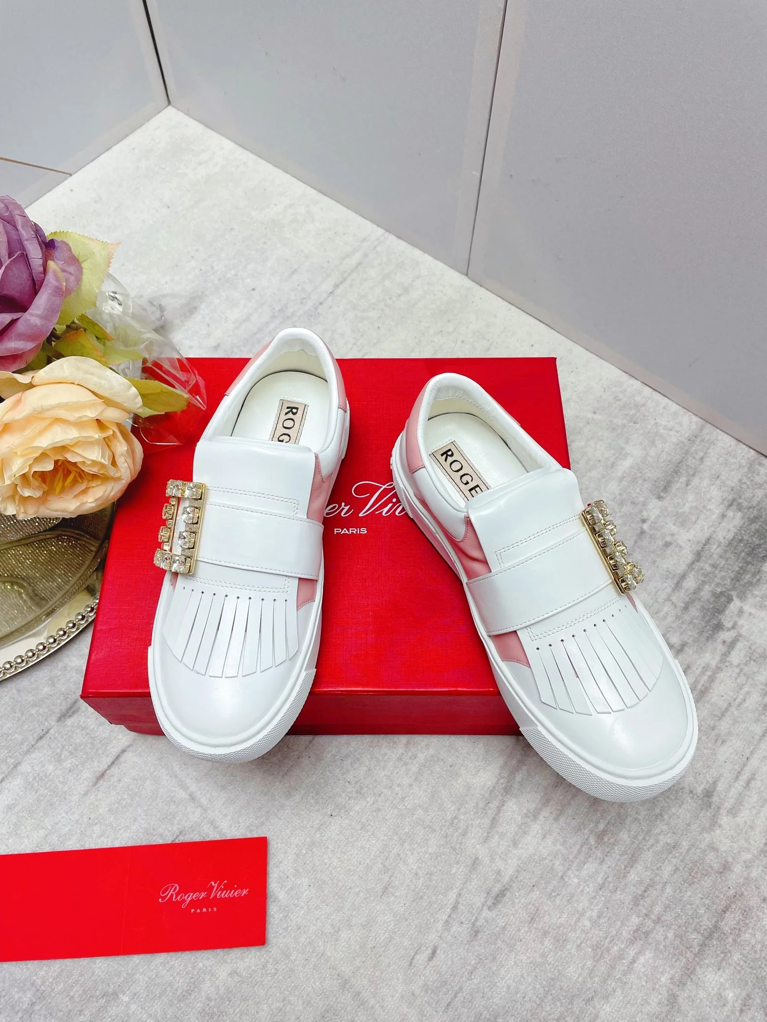 Обувь RV - Новинка весны/лета 2023 - Кроссовки с пряжкой и кисточкой из страз - Белые - Розовые