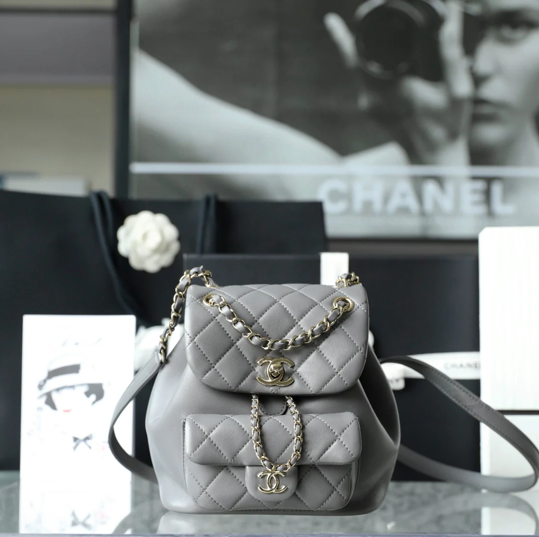 Новая коллекция Chanel ?Ранняя весна 2022? — рюкзак Duma — 1 шт.