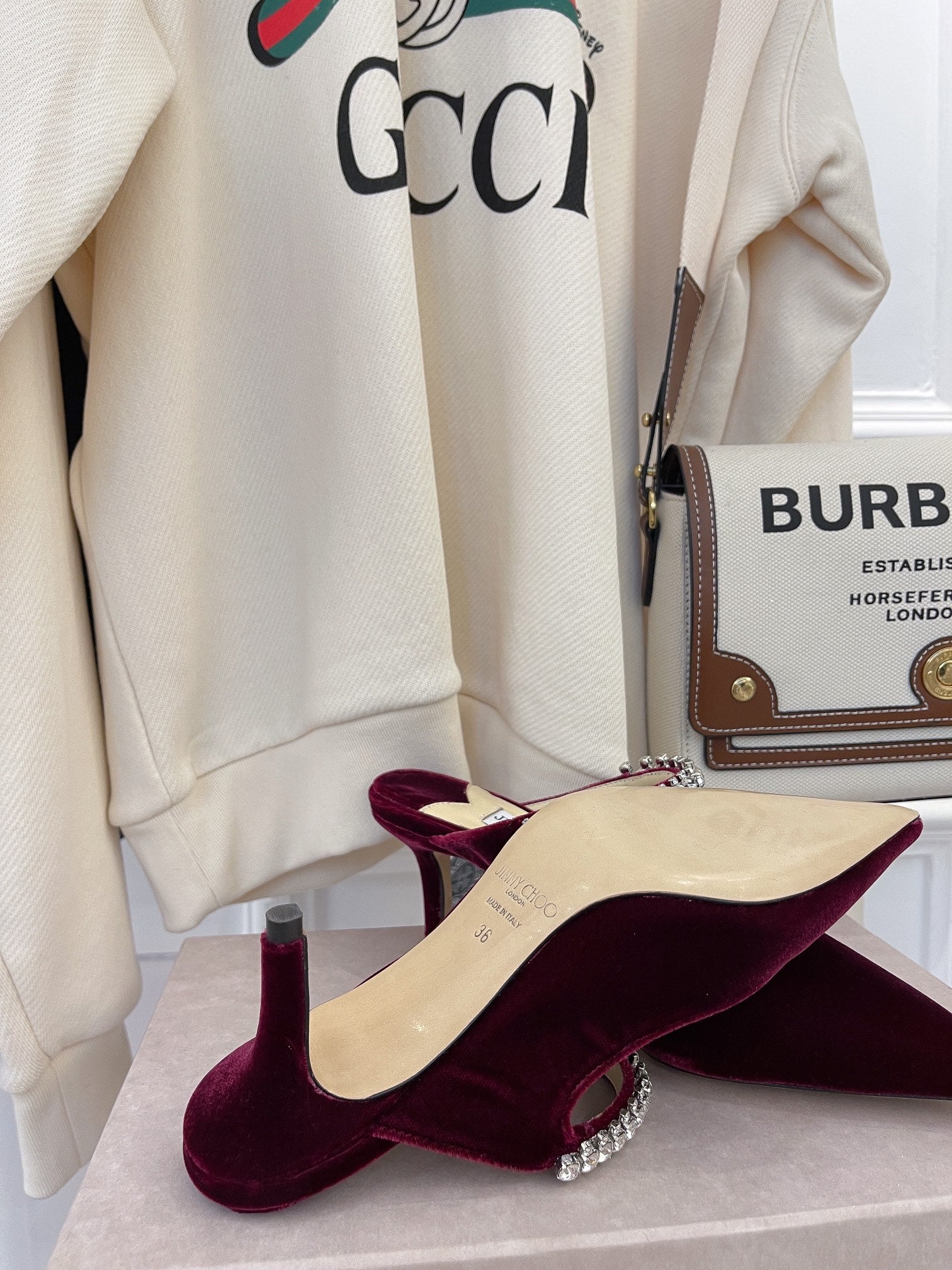 Сандалии на низком каблуке Jimmy Crystal Chain