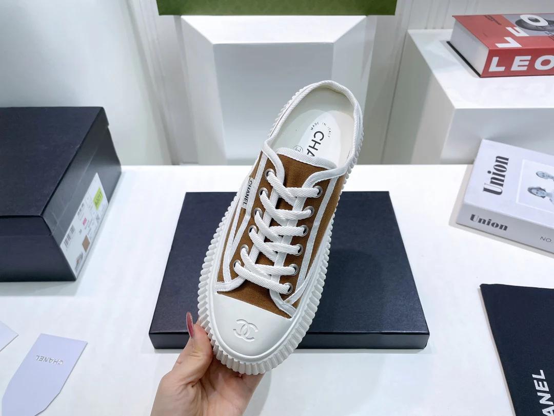 Тапочки из парусины Chanel