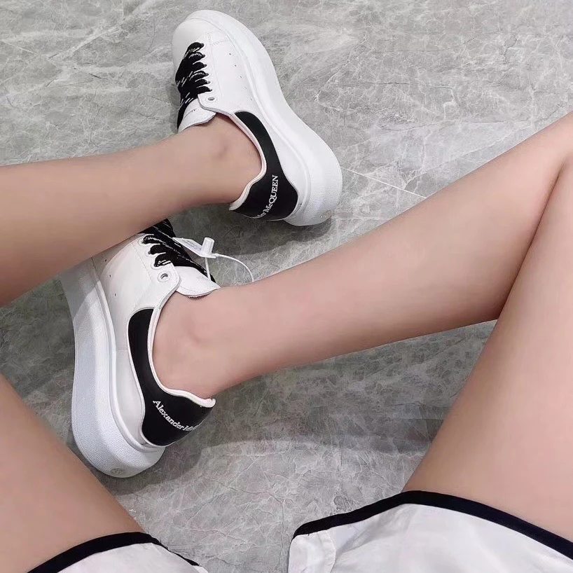 McQueen - Белые кроссовки