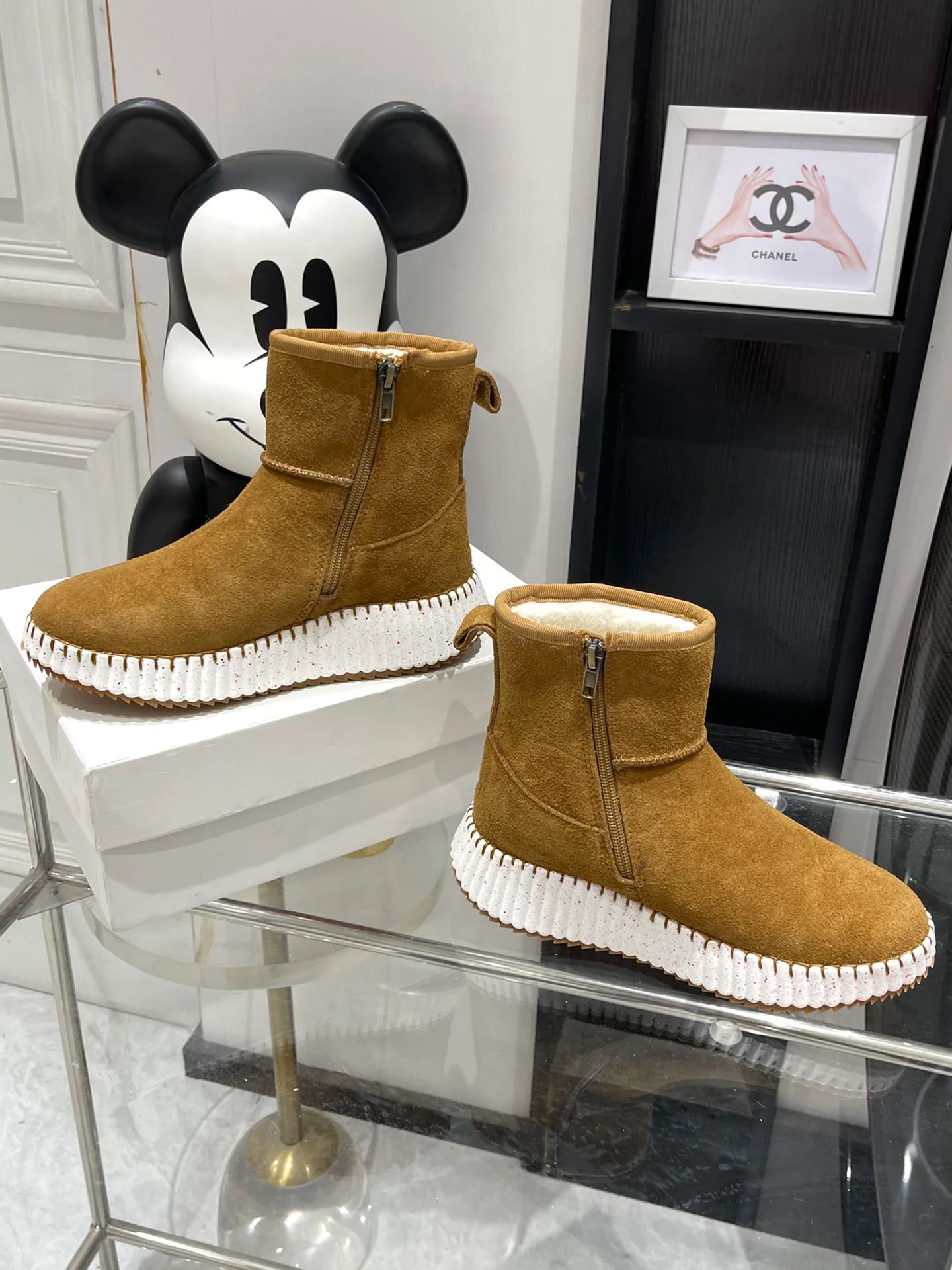 Снежные ботинки Chloe 2024 - Кофейно-коричневый