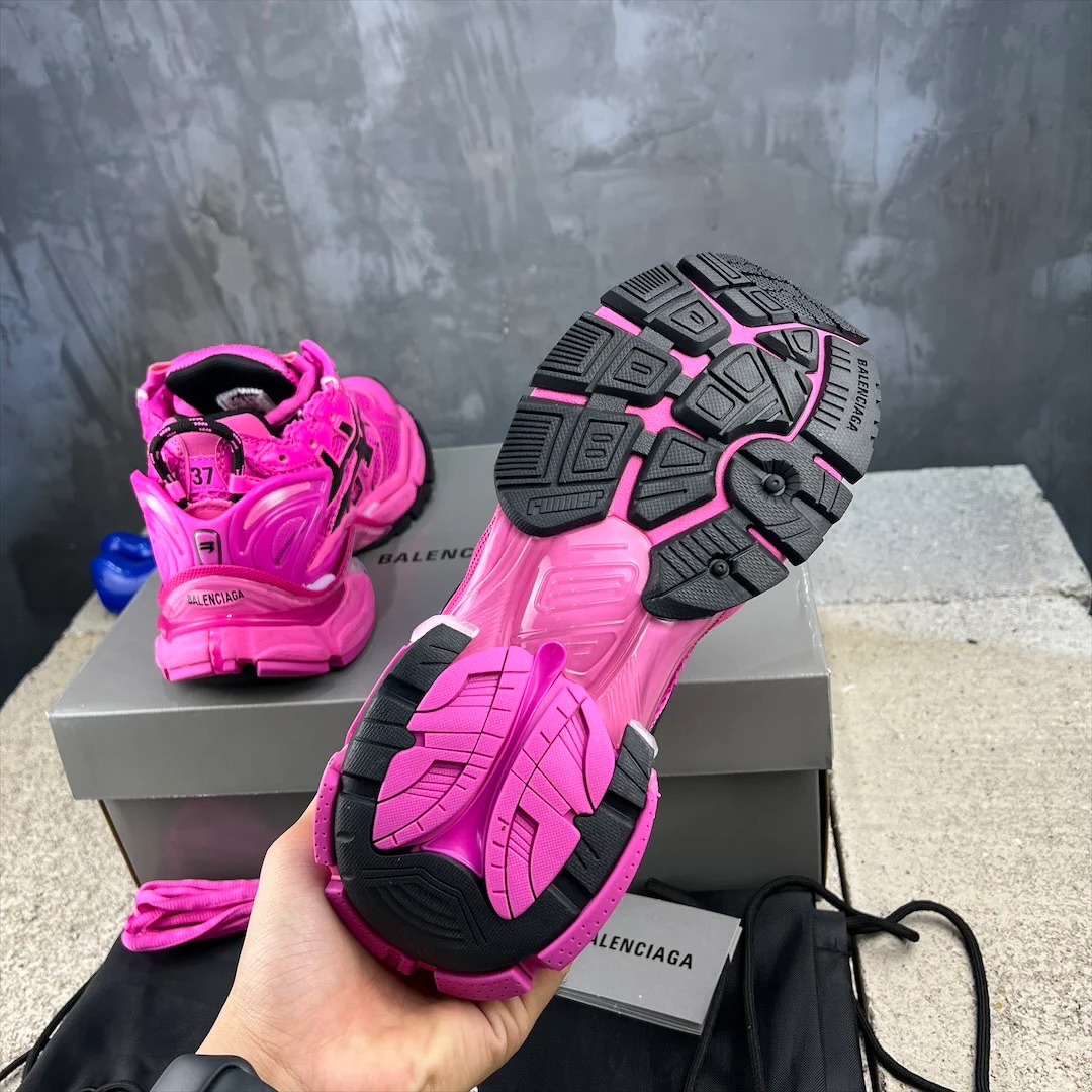 Кроссовки Balenciaga Runner - унисекс - ярко-розовые