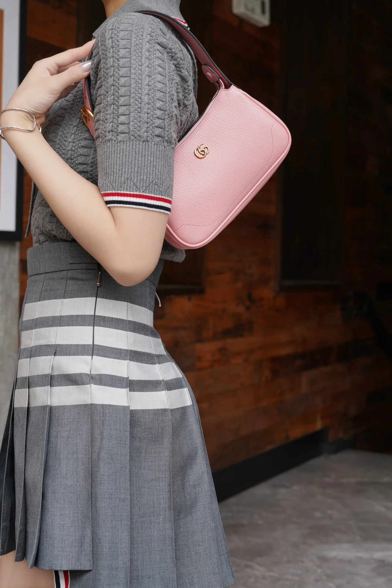 Сумка через плечо из коллекции Gucci Aphrodite - Розовая