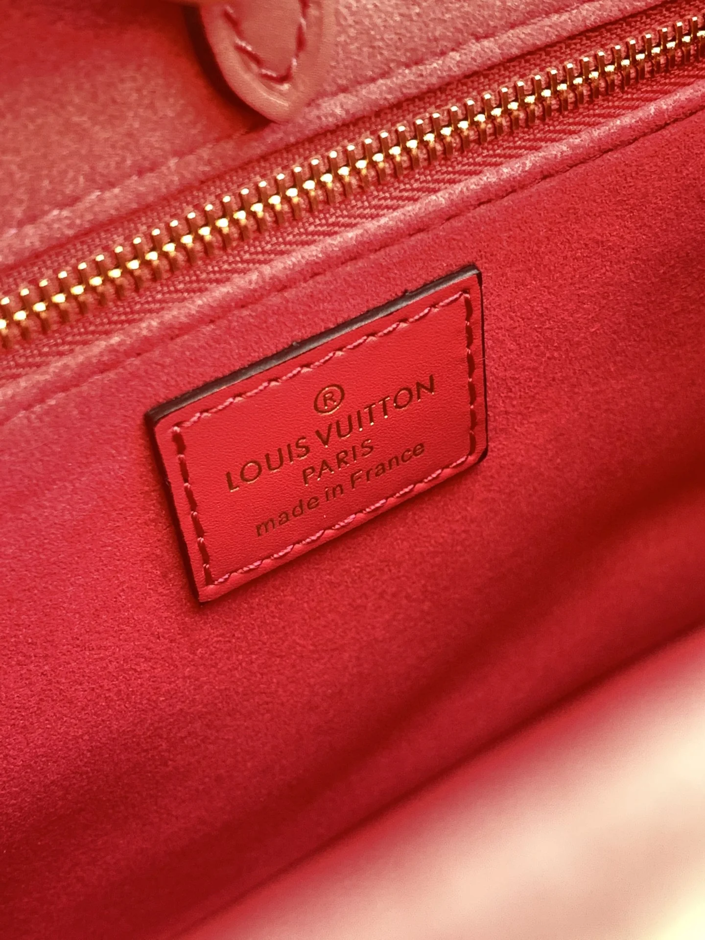 Сумка LV M45660 On The Go PM Small Handbag - Розово-красная