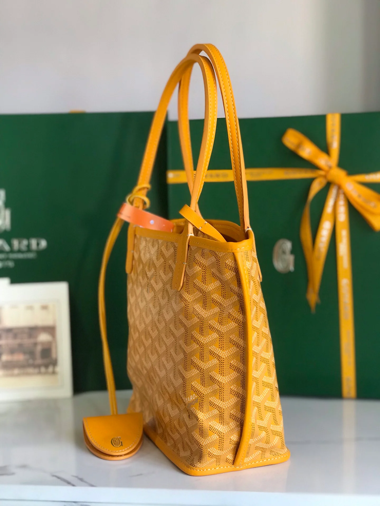 Двусторонняя сумка Goyard из телячьей кожи с узором - желтая