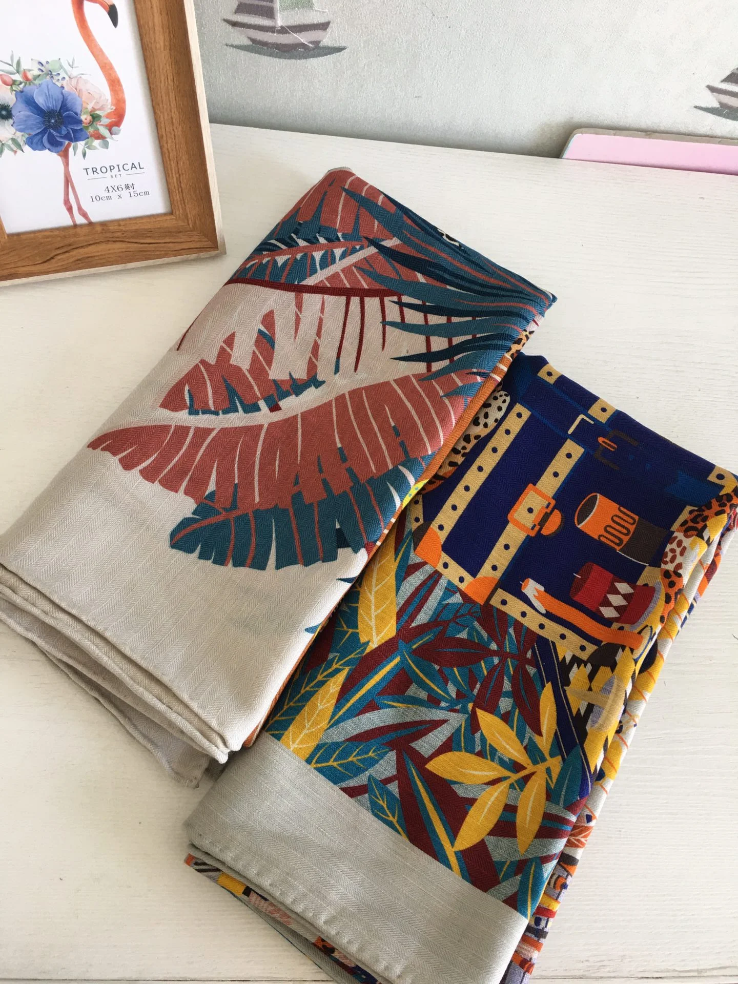 Большой двусторонний шарф Hermes - 136 см - 30 см - Шелк 70 г - Шерсть 12 г