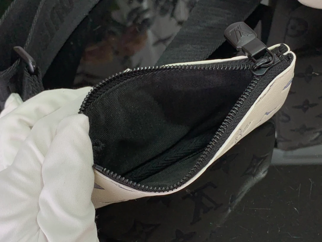 Сумка-мессенджер LV-m24754-trio - белая