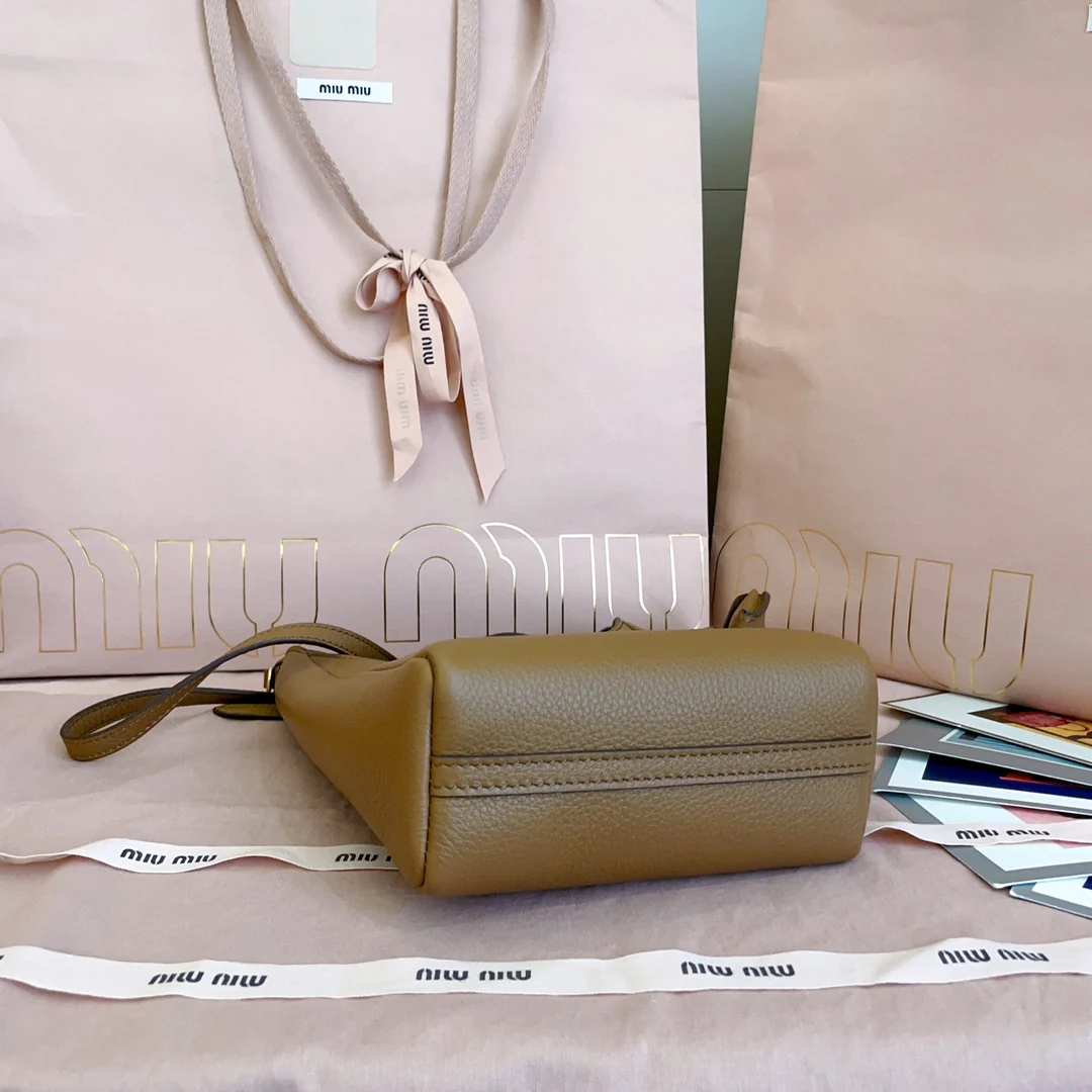 Сумка через плечо Miu Miu-5be099, коричнево-зеленая.