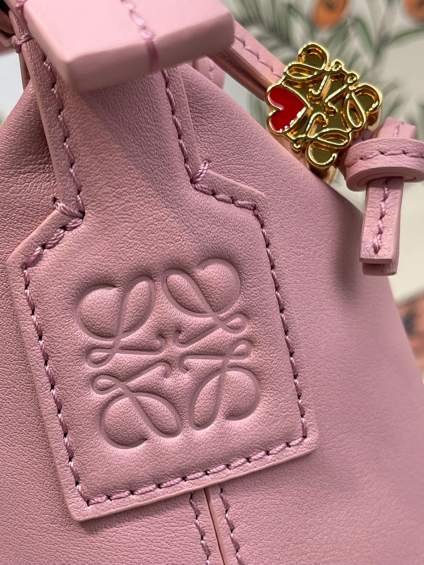 Сумка для обеда Loewe Cubi, светло-розовая, Panerai, из телячьей кожи - 20-5-17-12-5 см