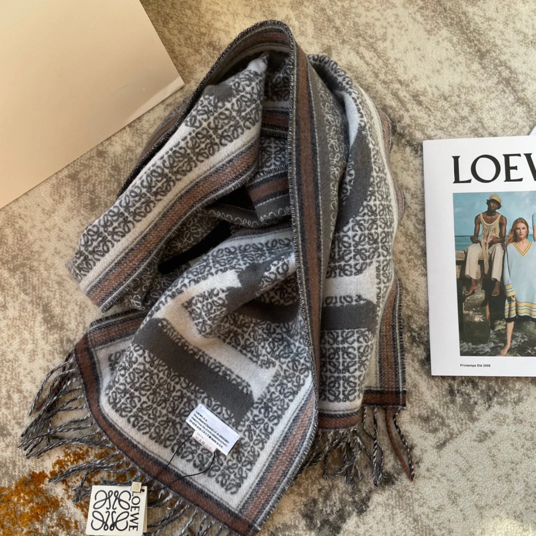 Шарф Loewe New Love, двусторонний, 2022 год - 30 см - 180 см - 90 см - Шерсть - 10 см - Накидка из козьей шерсти