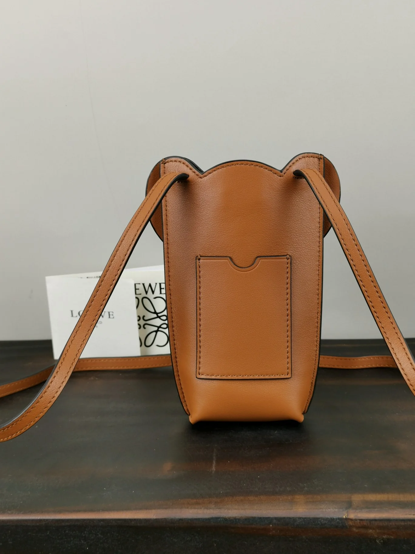 Loewe - Новая сумка для телефона с изображением слона - Верблюжий