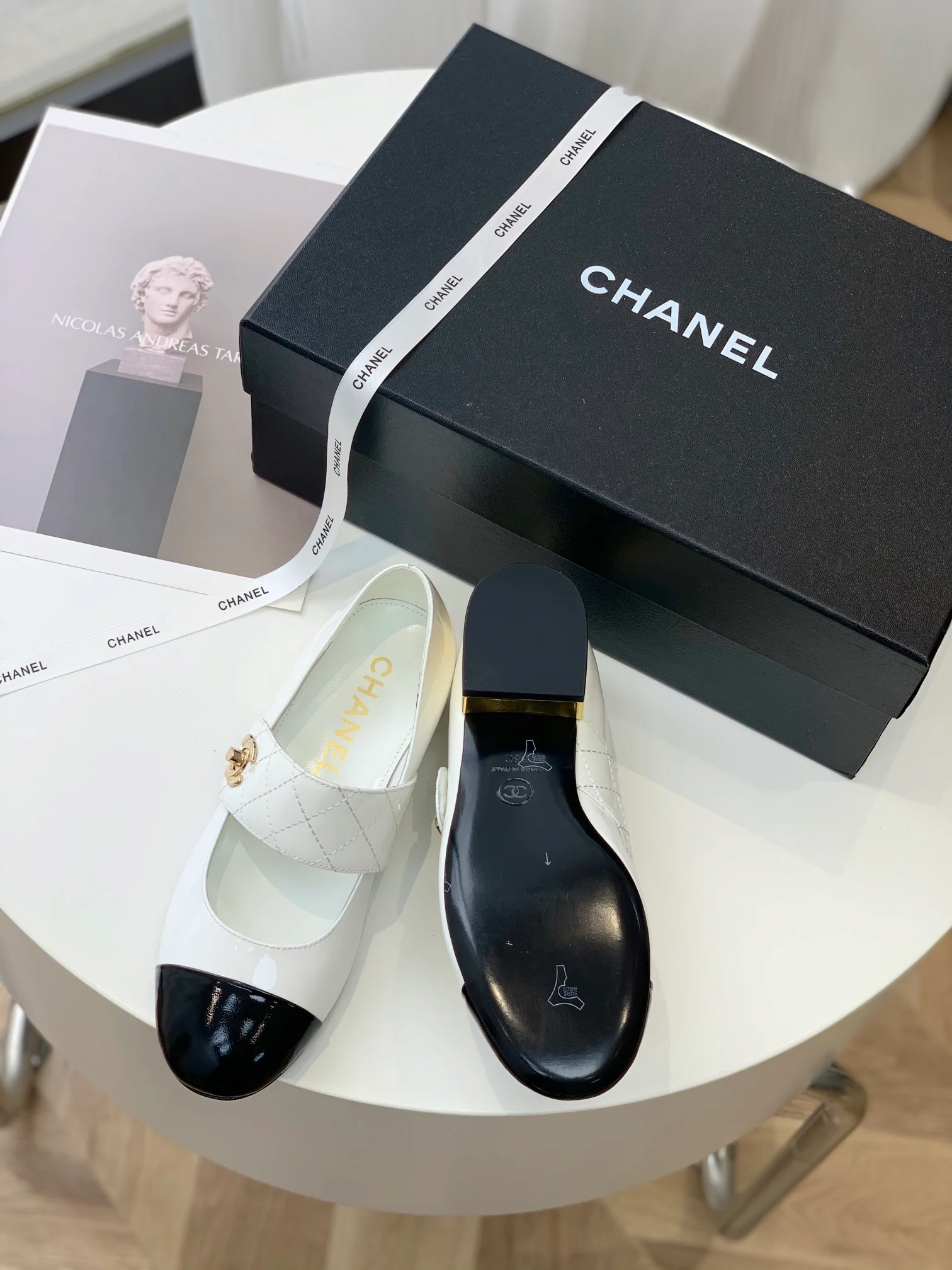 Туфли Мэри Джейн от Chanel