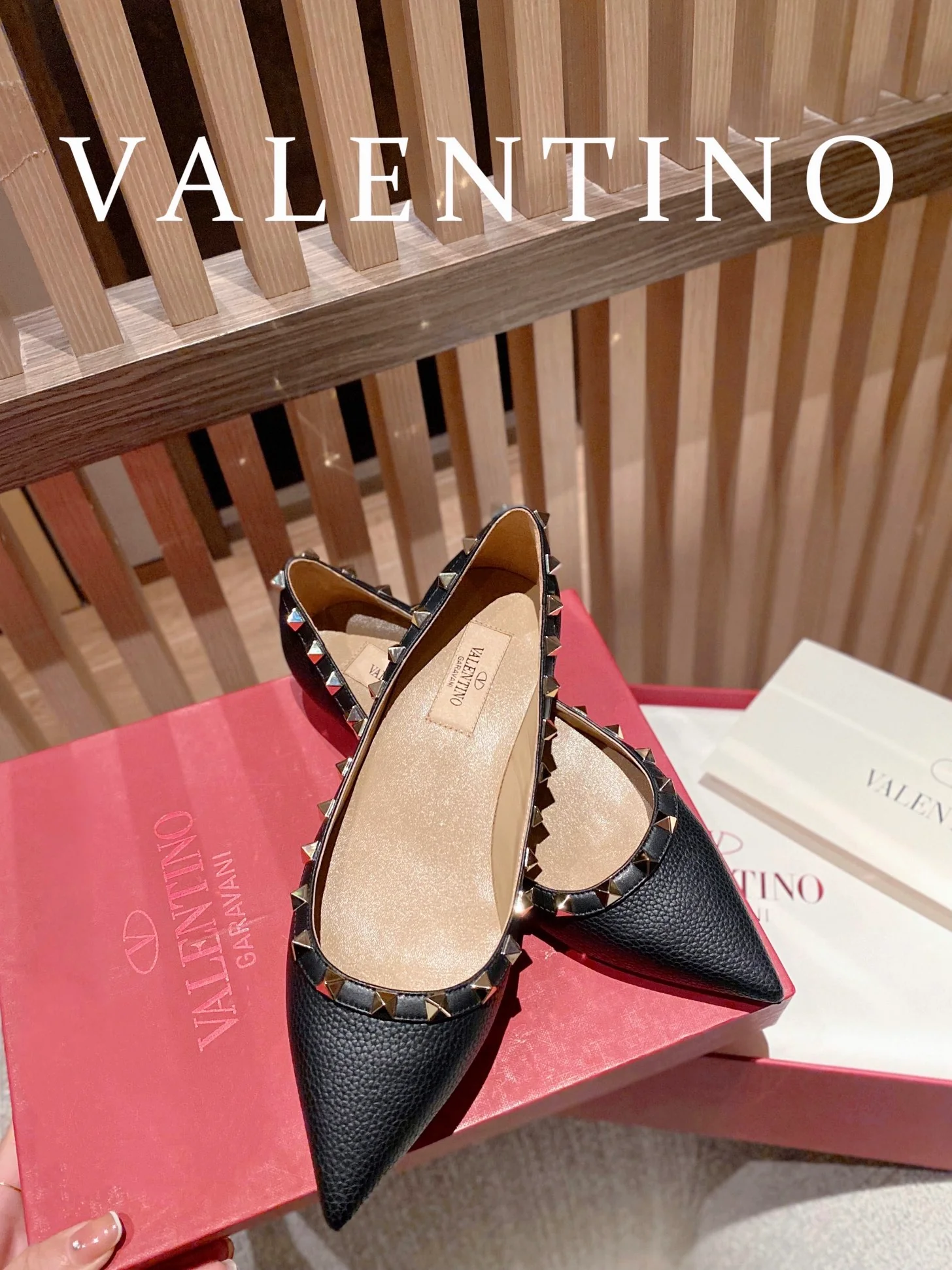 Valentino - Черные балетки с заклепками