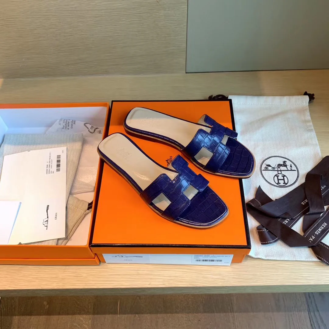 Сандалии Hermes-h на плоской подошве с каменным узором-1