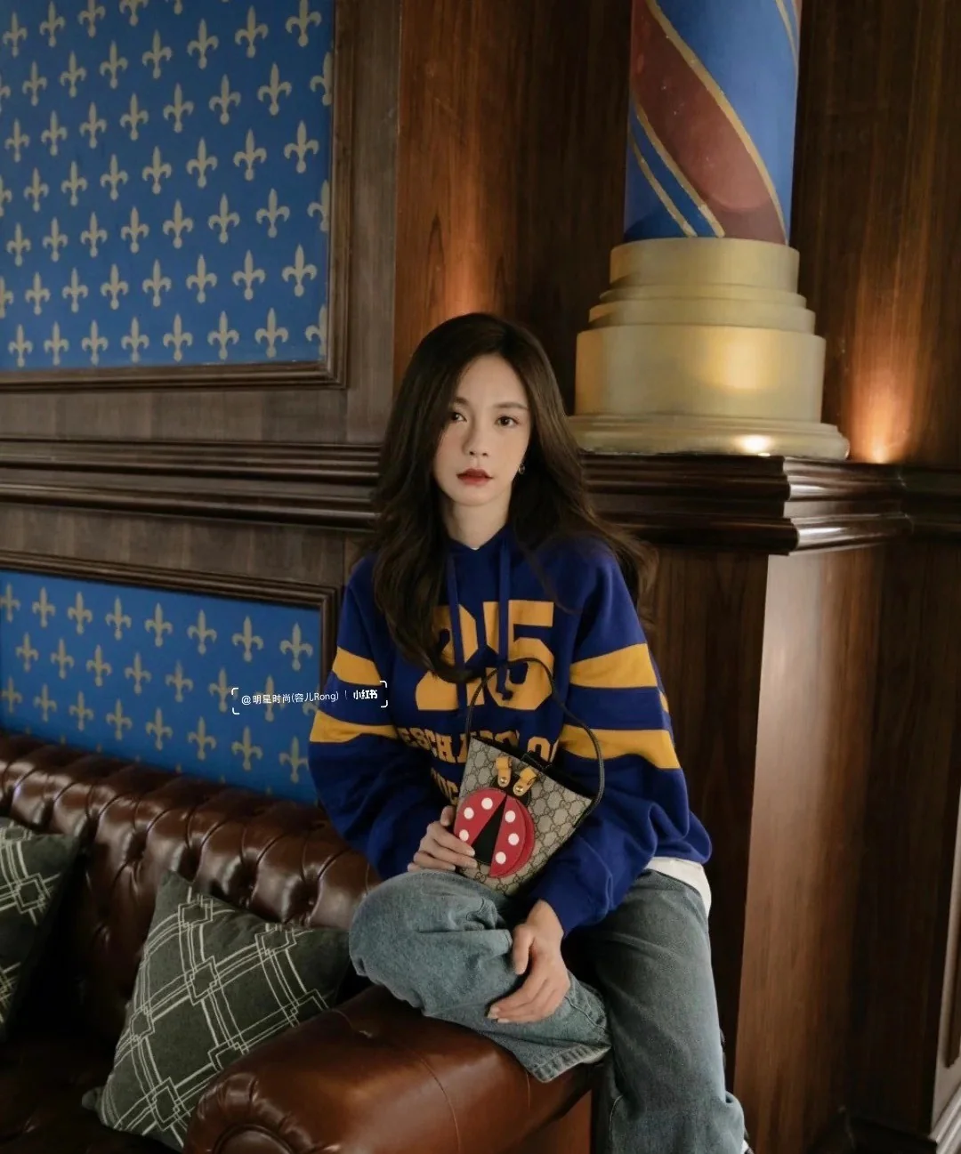 Детская сумка-ведро Gucci с рисунком божьей коровки — стиль Шэнь Мэнчэнь.