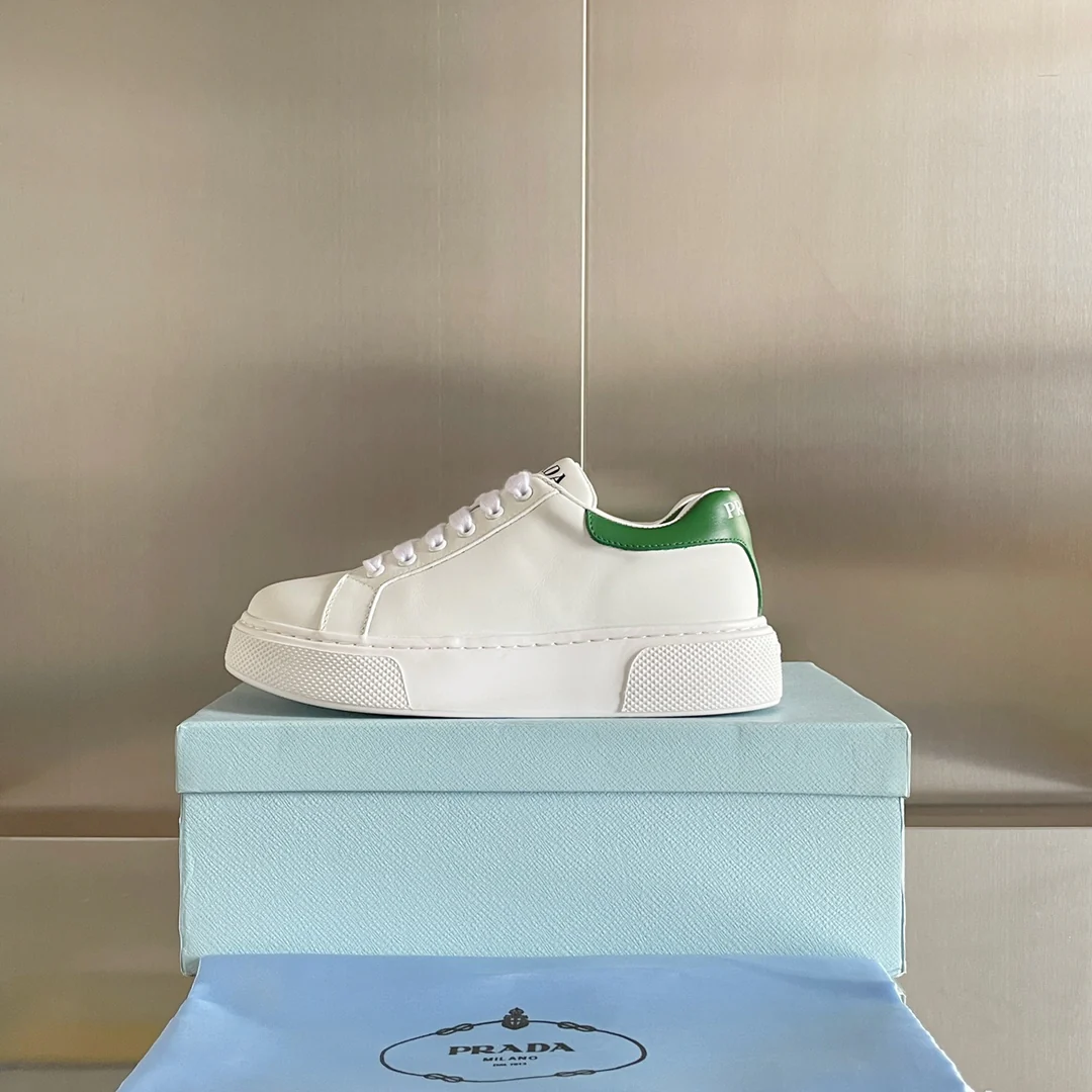 Prada - Новинки ранней весны 2022 года - Повседневные туфли на платформе - 8