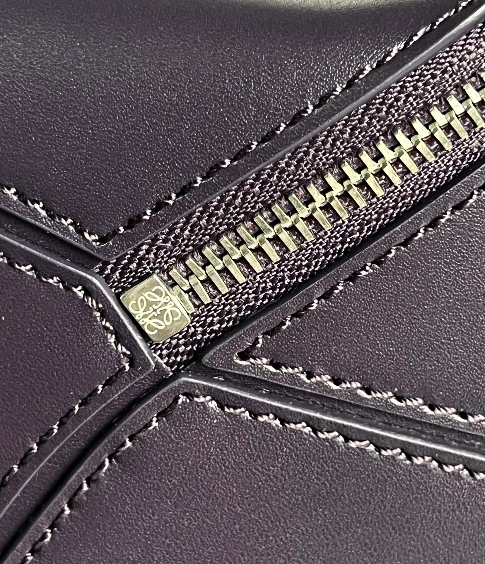 Loewe Puzzle Leather Satin Leather Dark Purple Small