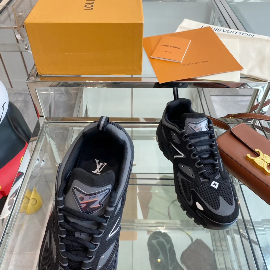 Кроссовки LV Runner Tatic - черные