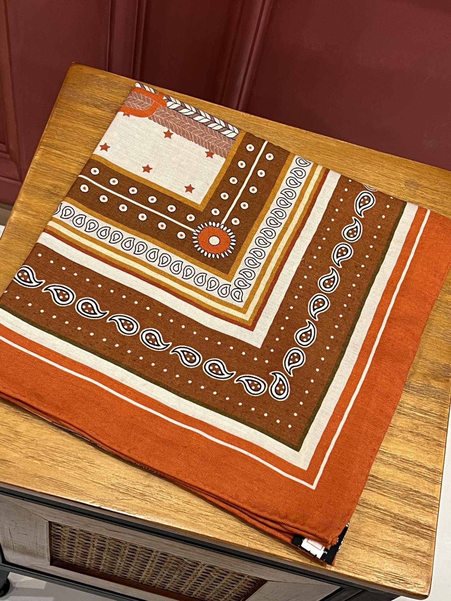 Элегантное двустороннее седло Hermes - 140-140 см - Шелк-кашемир - Оранжевый