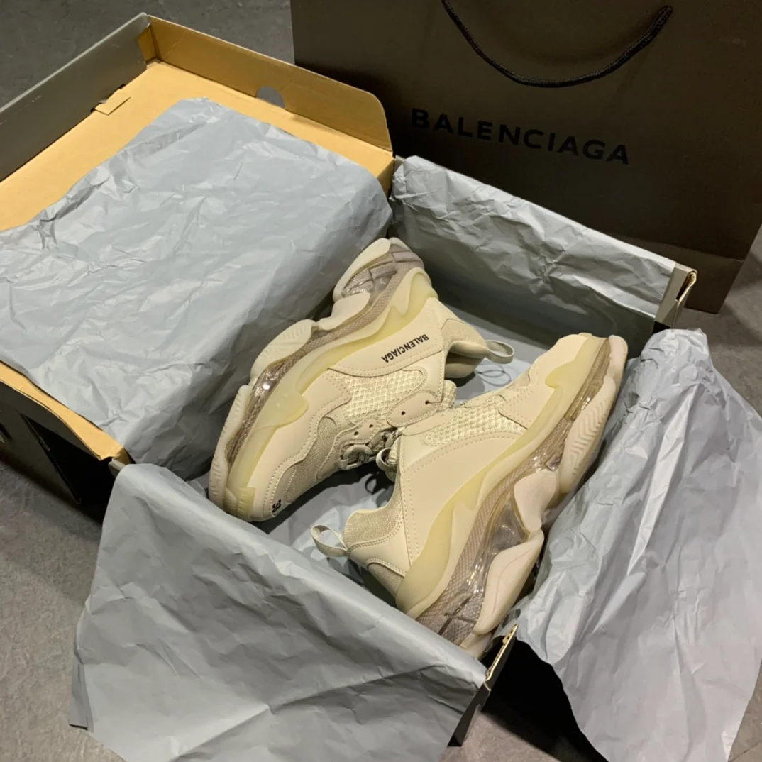 Li Shi - Папины кроссовки - Светло-жёлтые