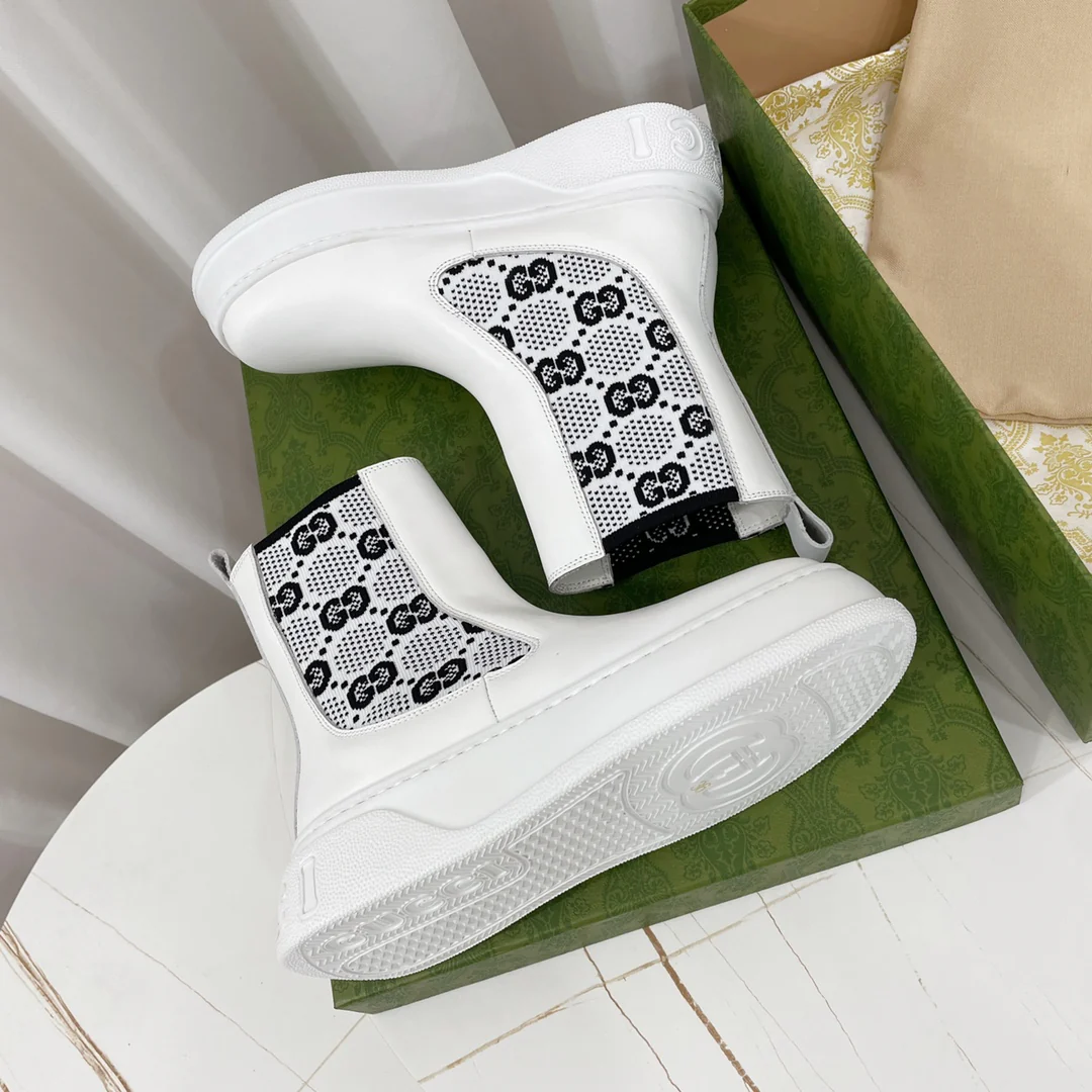 Новинка сезона осень/зима 2022 от Gucci - Ботинки челси - Белые