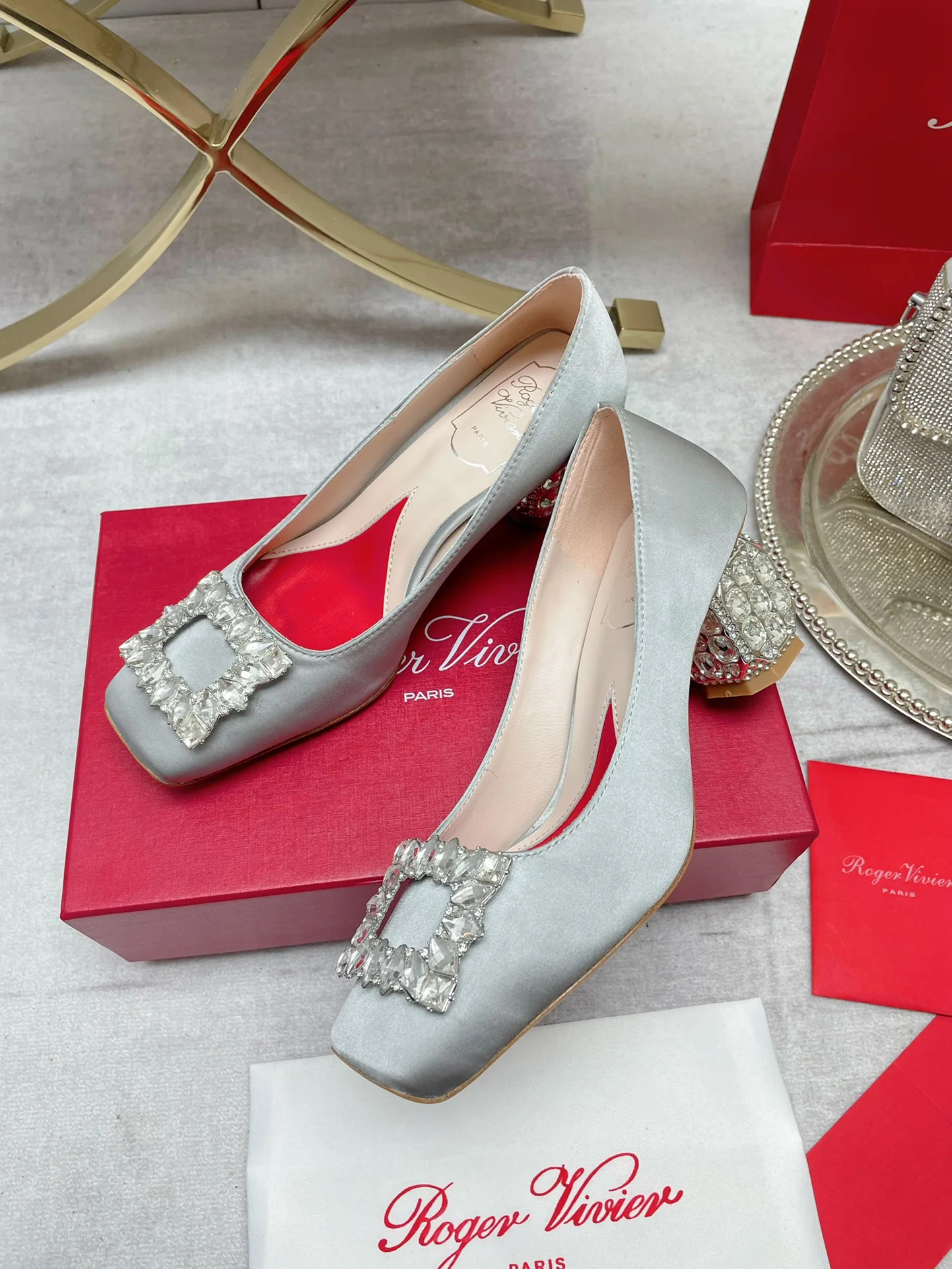 Обувь RV - Новинка сезона осень/зима 2022 - Туфли на низком каблуке - Серебристые