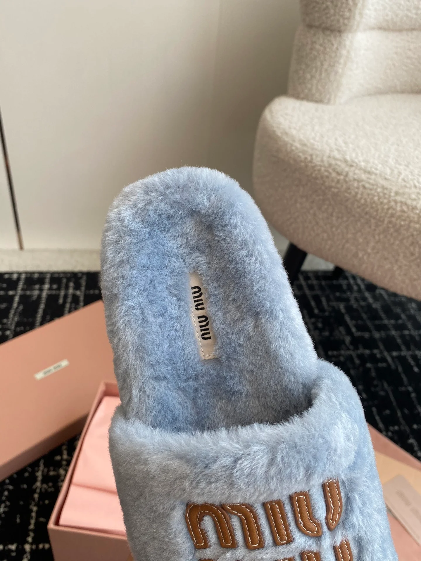 Шерстяные тапочки Miu Miu 2024 - синие