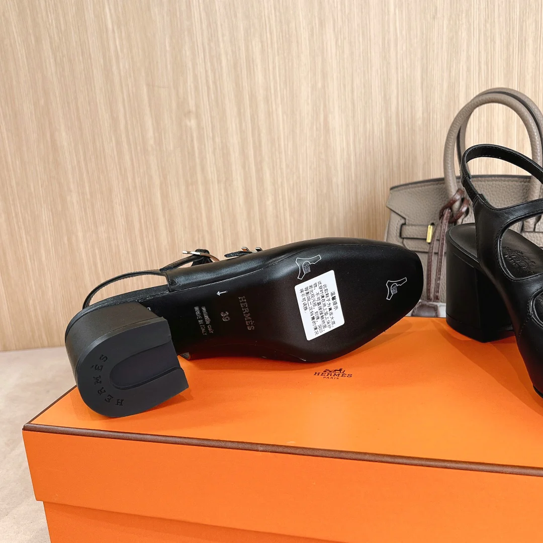 Балетные туфли на высоком каблуке Hermes 2024 - черные