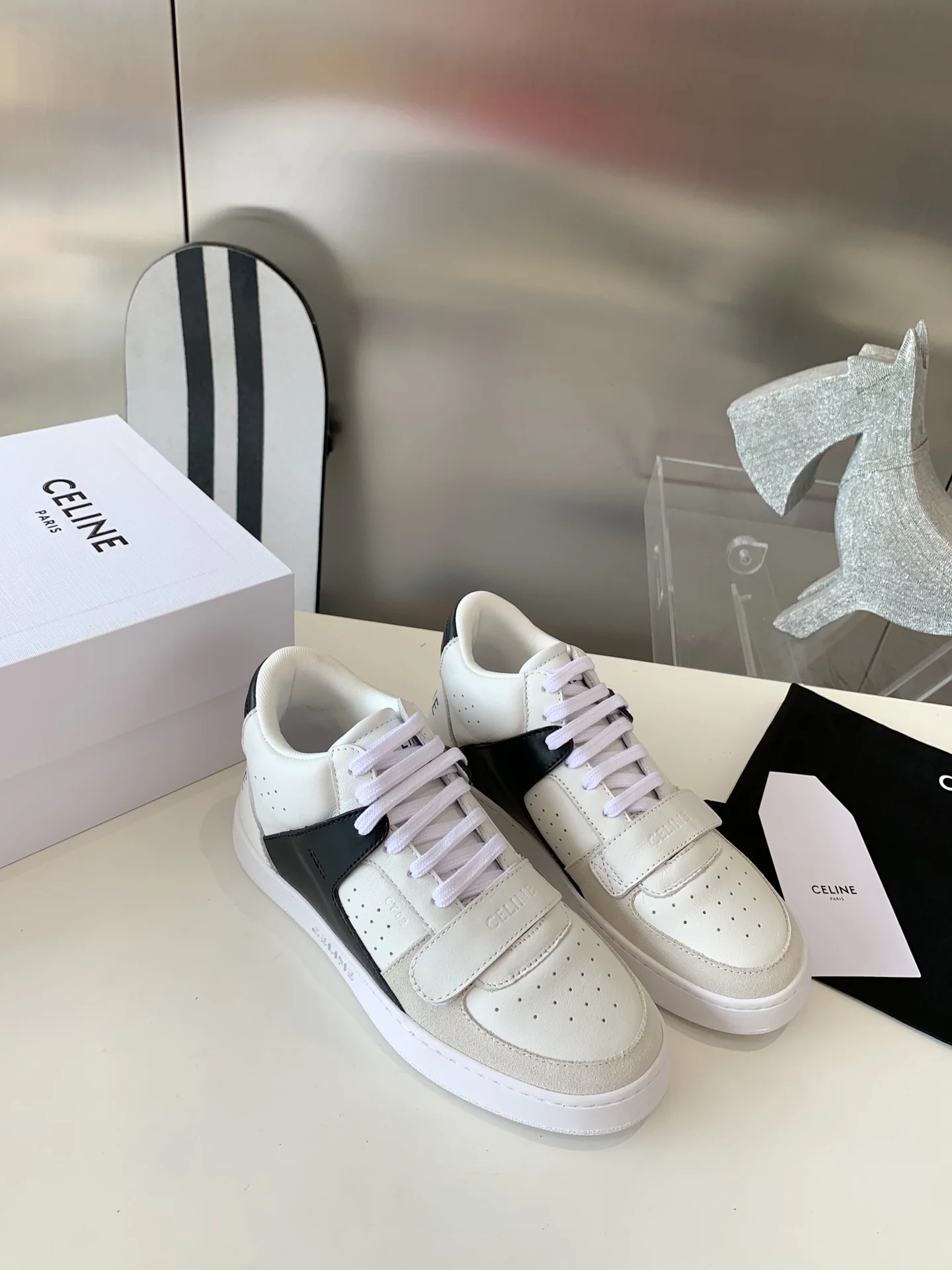 Осенняя коллекция Celine: высокие повседневные кроссовки с цветовыми блоками - размеры 35-40