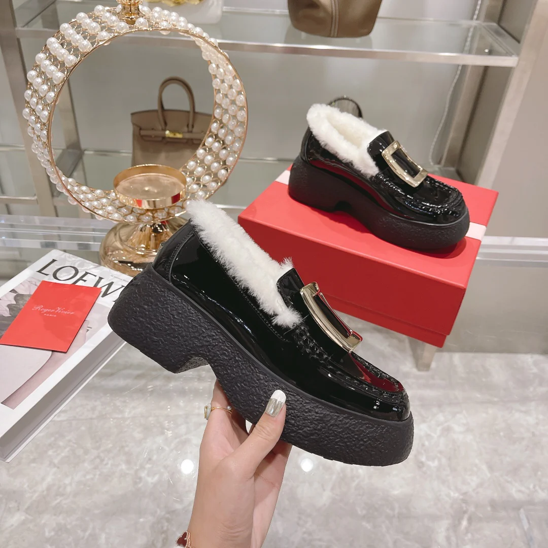 Новые флисовые лоферы на толстой подошве с квадратными пуговицами, осенне-зимняя коллекция RV.