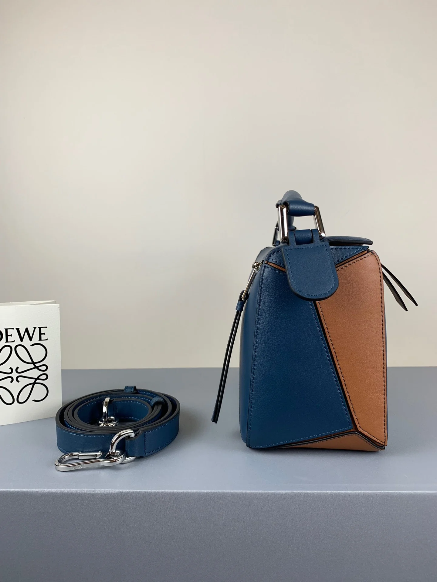 Сумка Loewe Puzzle из телячьей кожи - 3