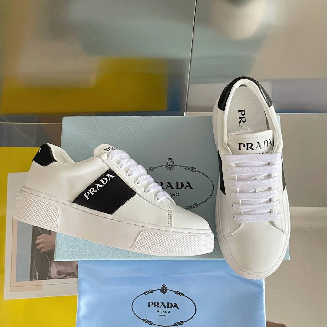 Новые поступления Prada ранней весной 2022 года - Повседневные туфли на платформе - 11