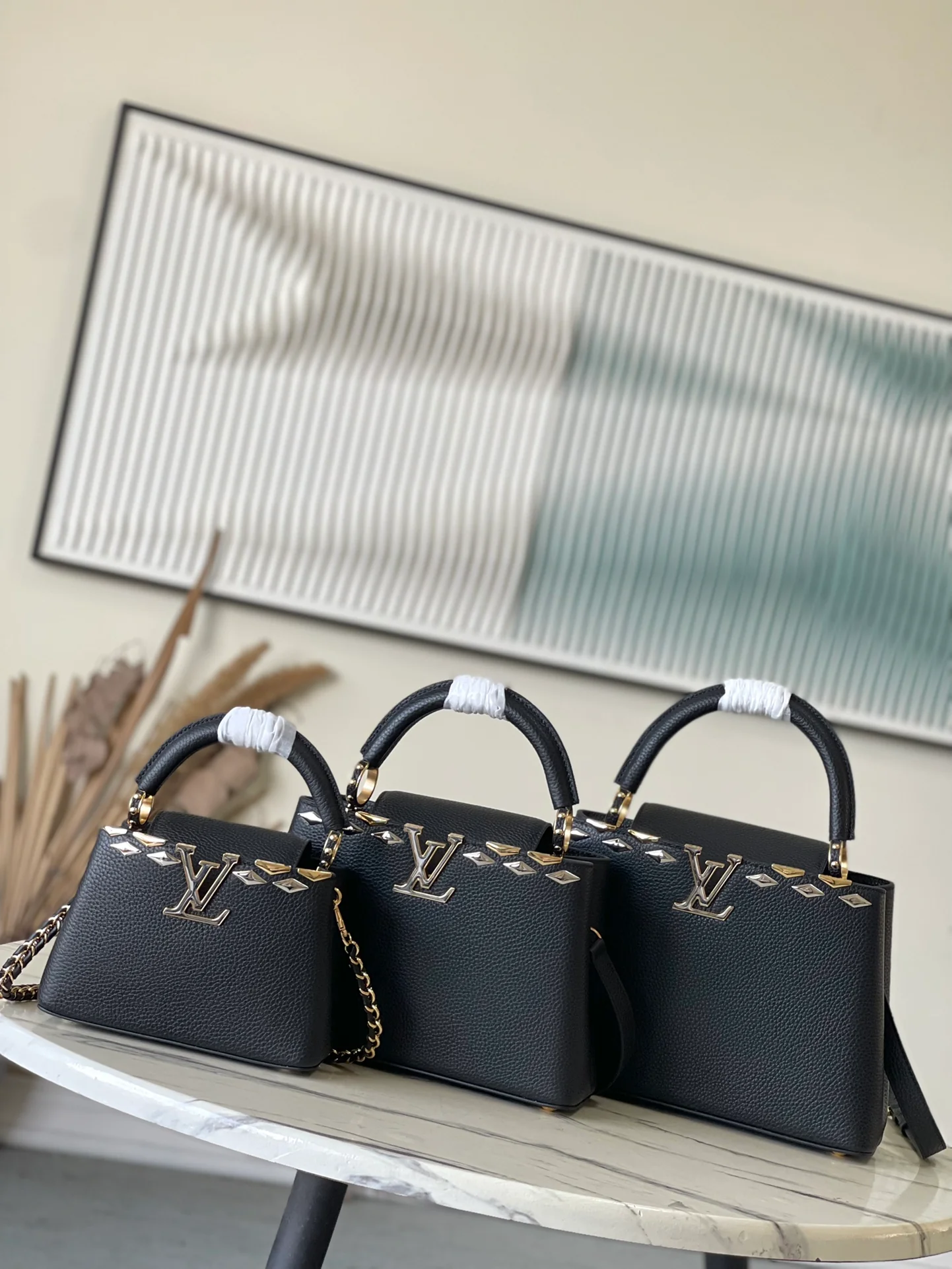 LV-m12751-capucines-small handbag-black