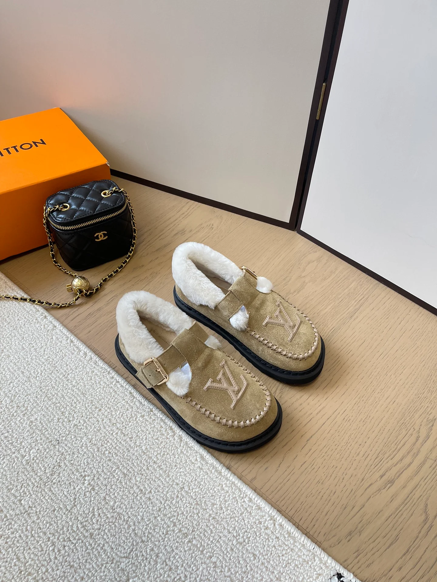 Плюшевые сандалии Birkenstock LV-2024 - Кофейно-коричневые