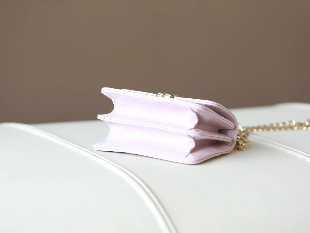 Chanel - в стиле Чжао Луси - Маленькая сумка через плечо - 1