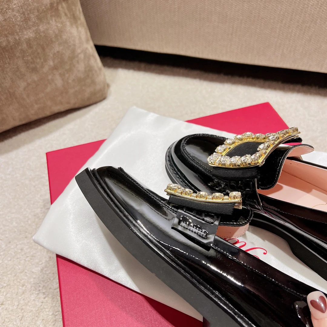 Лоферы RV Classic с ромбовидной отделкой