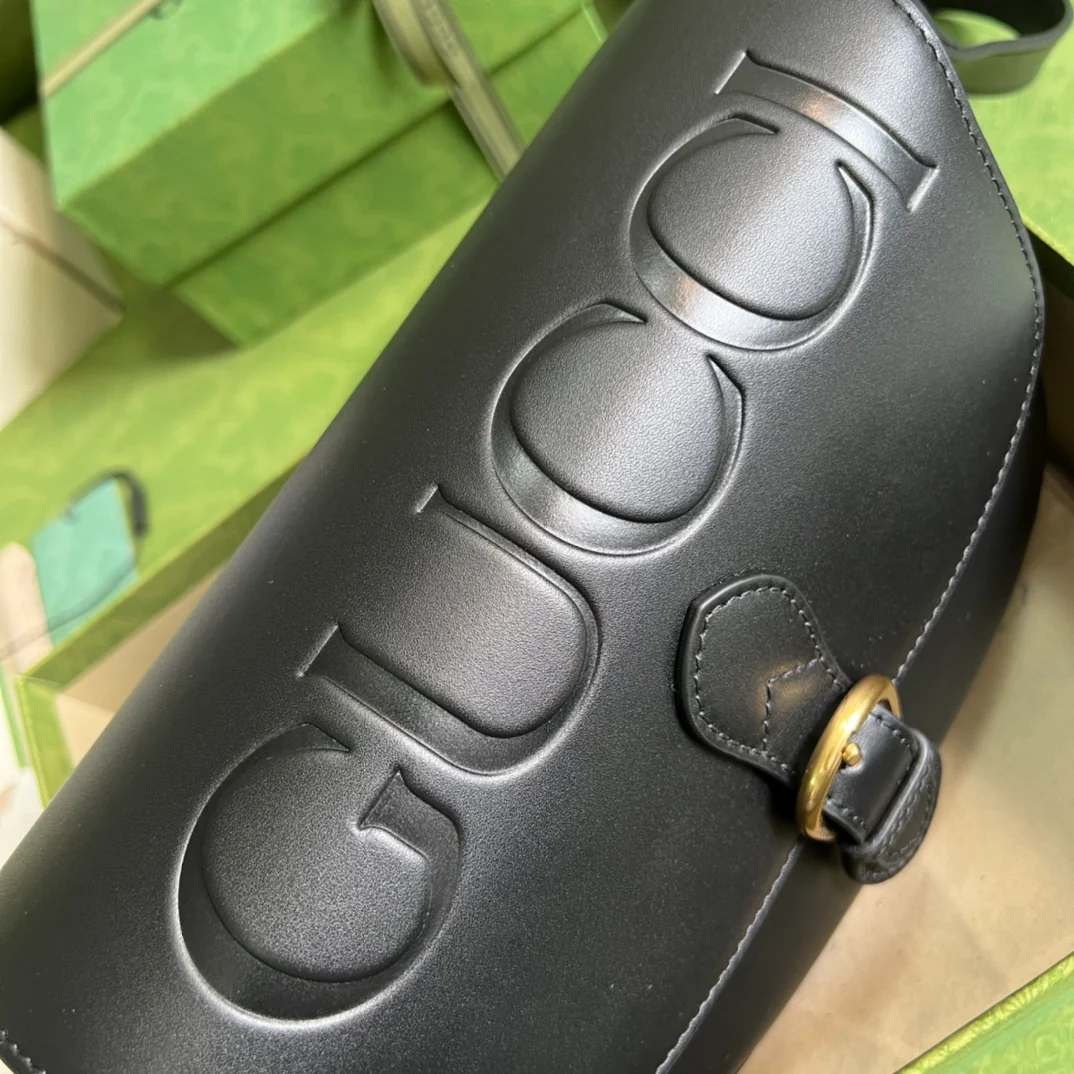 Gucci - Черная кожаная сумка-седло - 25x19x8 см