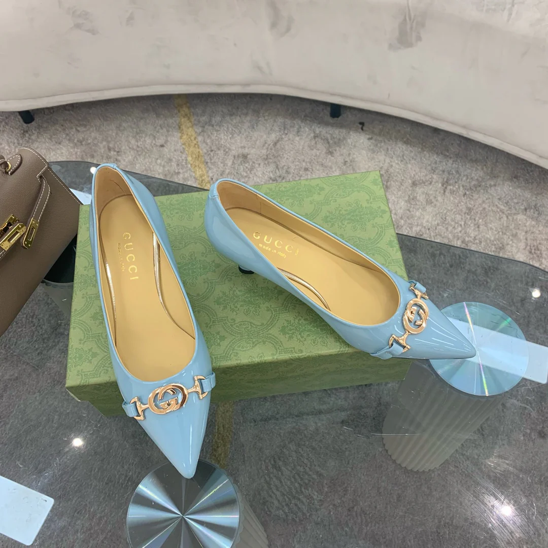 Туфли на высоком каблуке с острым носком от Gucci - синие