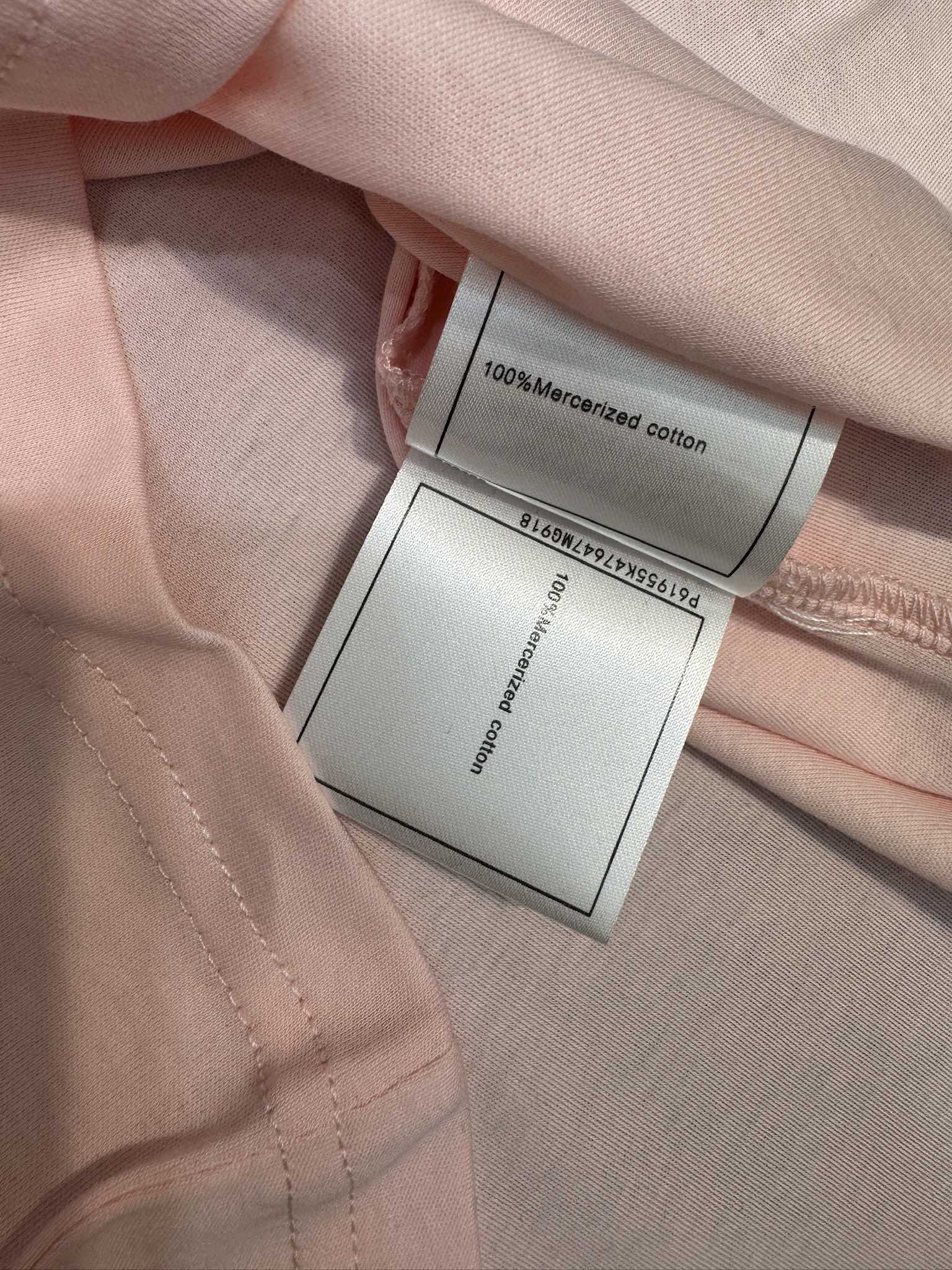 Футболка Celine 2403 с вышитыми сердечками и буквами - розовая