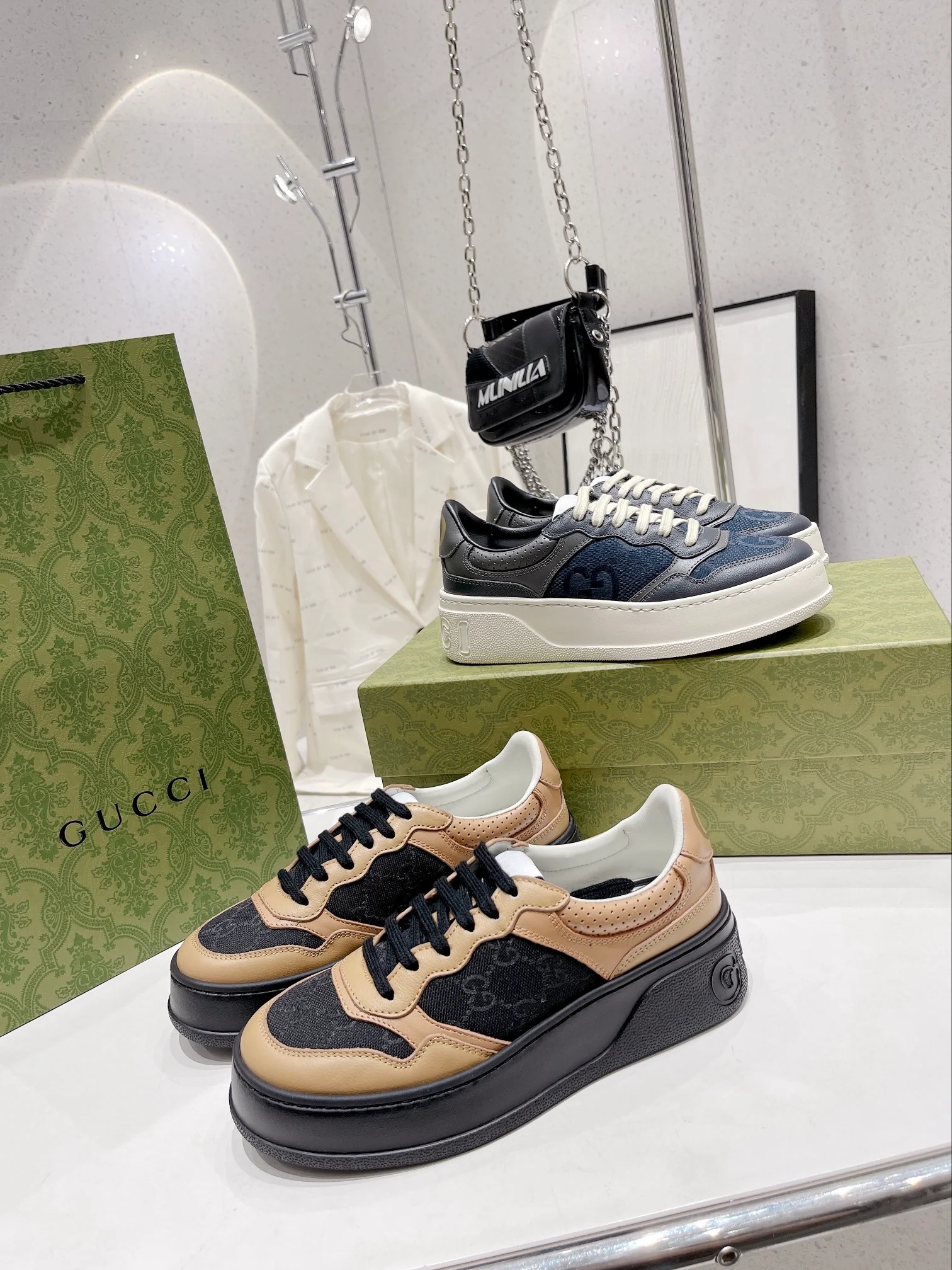 Кроссовки Gucci Chunky B Series на платформе, унисекс, синие.