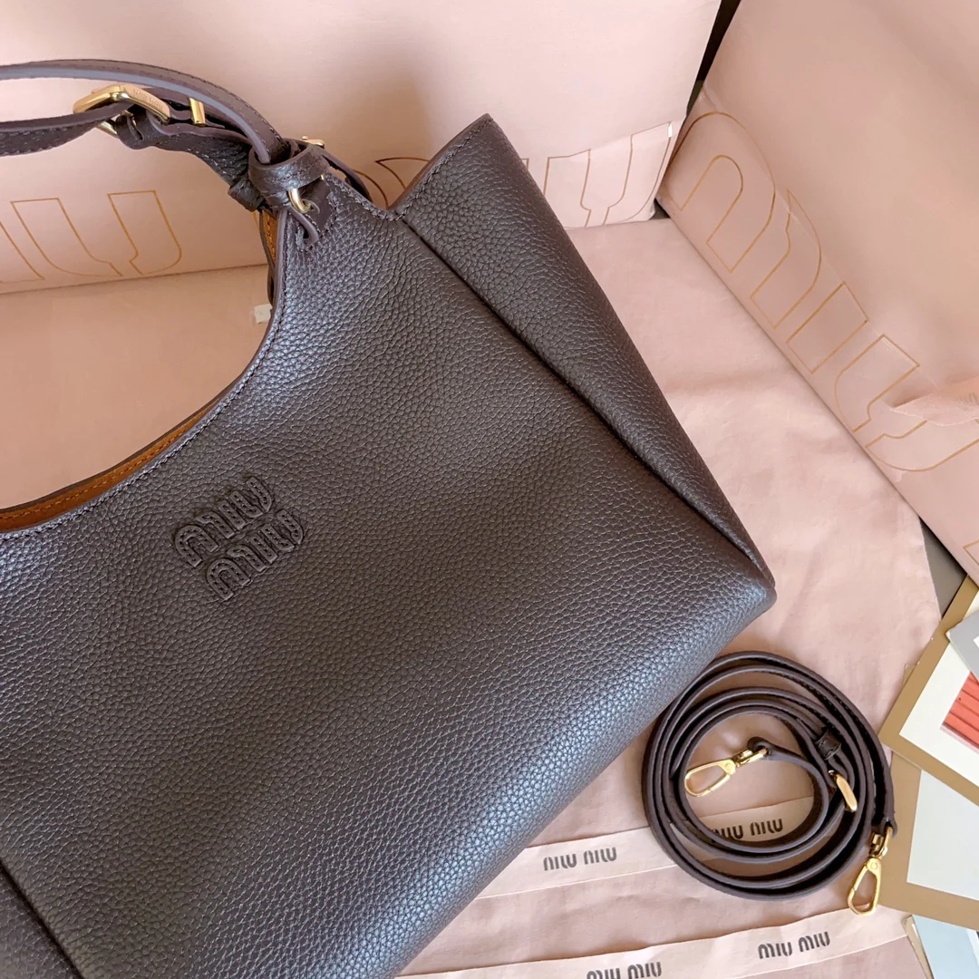 Сумка-тоут Miu Miu 5ba304 - коричневая