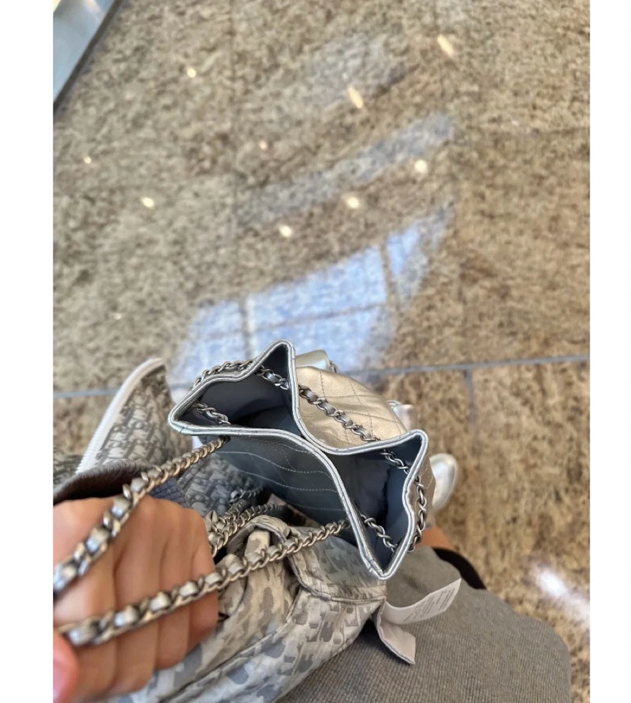 Рюкзак Chanel 25c на завязках - серебристый