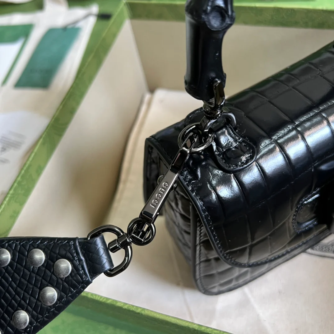 Сумка Gucci Bamboo - Маленькая сумочка - С рисунком под крокодиловую кожу - Кожа