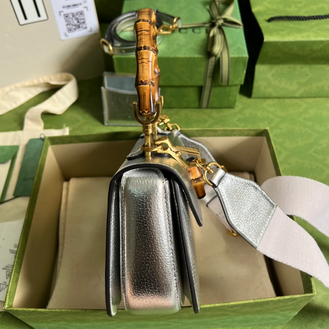 Сумка Gucci Bamboo Saddle Bag, маленькая, 21x15x7 см.