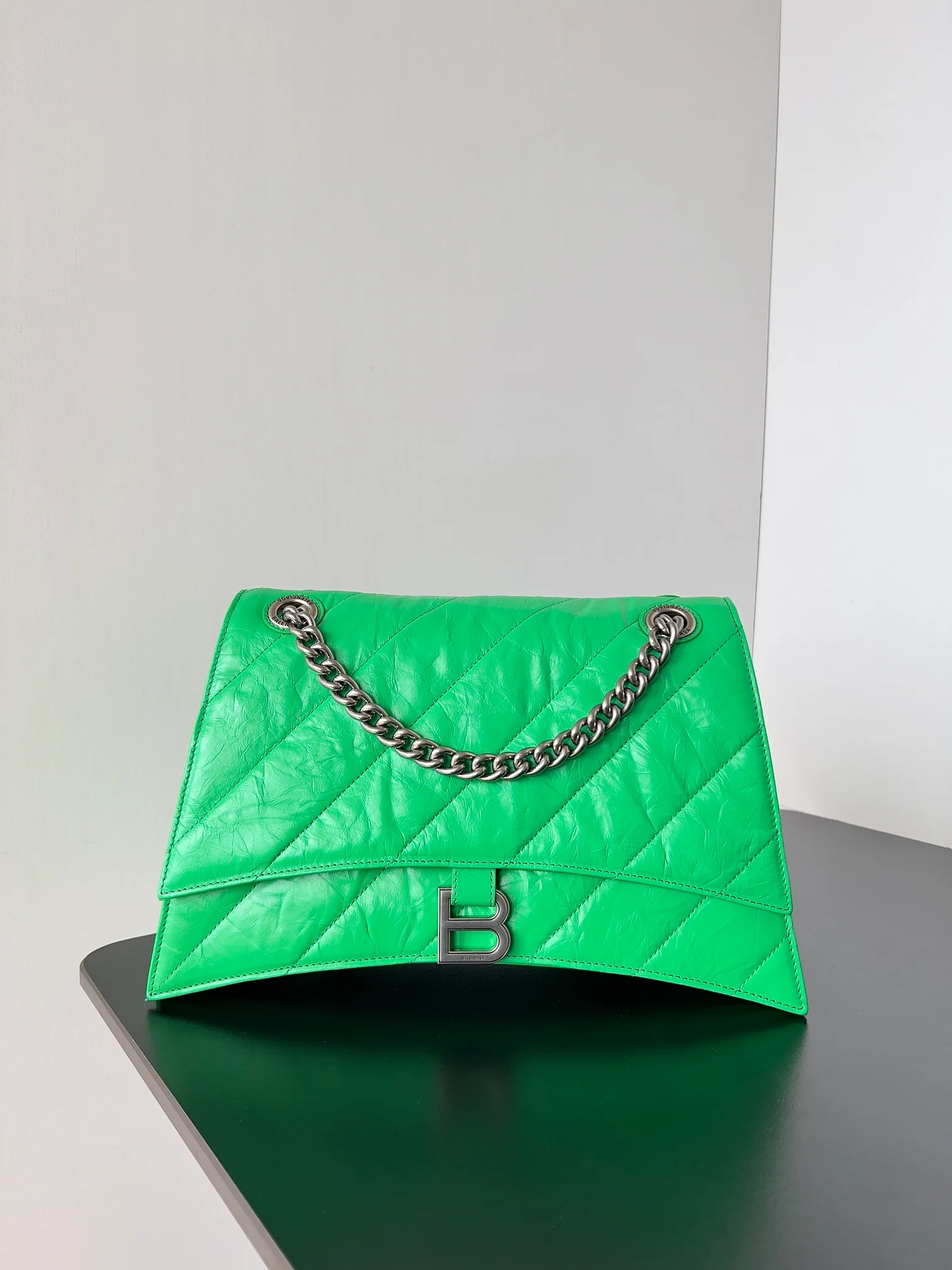 Сумка Balenciaga Chain Hourglass Bag - Большой размер 31 см - Зеленая