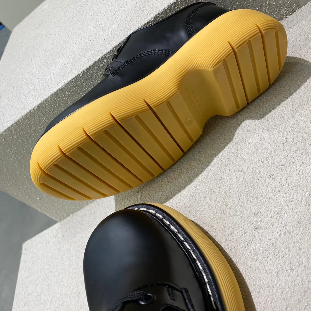 Официальный сайт BV-22s. Новые кроссовки - Парный стиль - 1