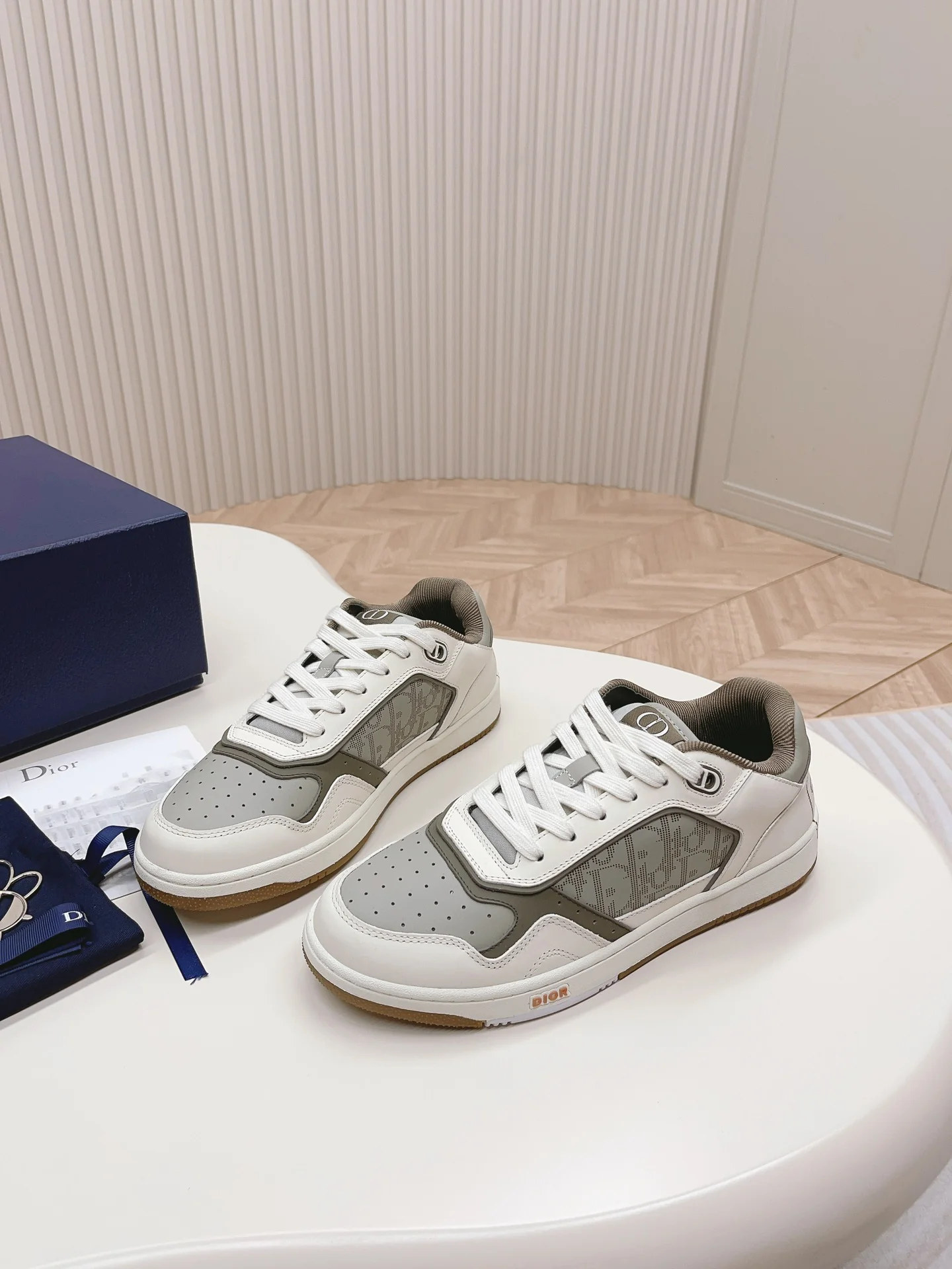 Dior B27 серия - Низкие повседневные туфли - Унисекс - Серый/Белый