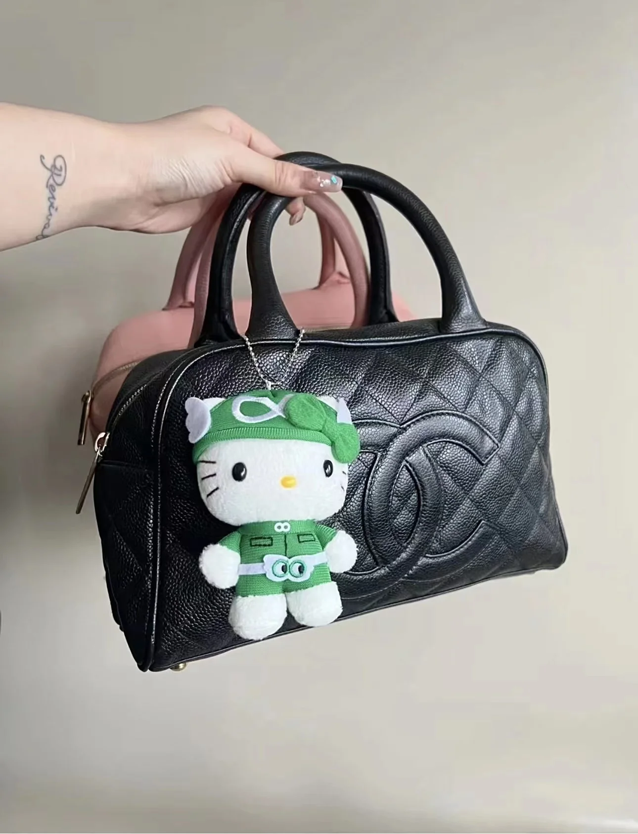 Винтажная сумка-боулинг Chanel - черная